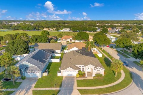 House in Clermont, Florida 4 bedrooms, 204.11 sq.m. № 1390129 - photo 27