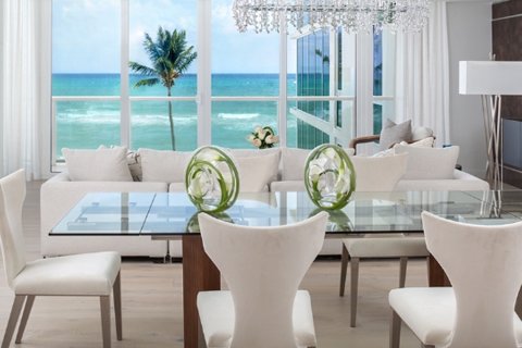 Apartment in 3550 SOUTH OCEAN in Palm Beach, Florida 2 bedrooms, 242 sq.m. № 21504 - photo 4