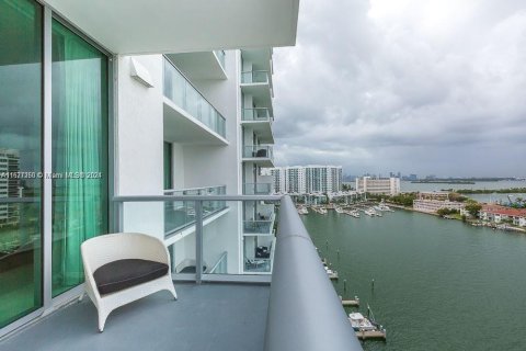 Condominio en venta en North Bay Village, Florida, 1 dormitorio, 78.04 m2 № 1402800 - foto 14