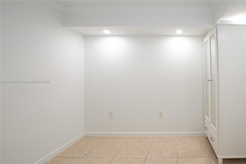 Copropriété à vendre à Miami Beach, Floride: 1 chambre, 80.27 m2 № 1269306 - photo 10