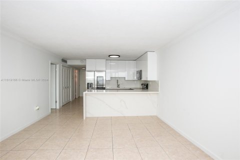 Condominio en venta en Miami Beach, Florida, 1 dormitorio, 80.27 m2 № 1269306 - foto 3