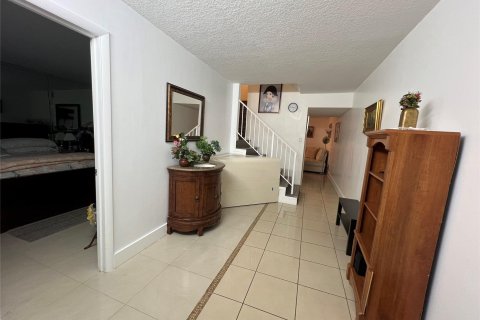Copropriété à vendre à Davie, Floride: 3 chambres, 155.15 m2 № 987060 - photo 5