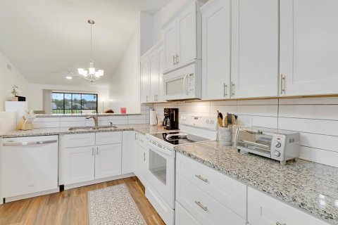 Condo in Jupiter, Florida, 2 bedrooms  № 1189547 - photo 29