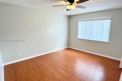 Condominio en venta en Weston, Florida, 2 dormitorios, 114.36 m2 № 666450 - foto 6