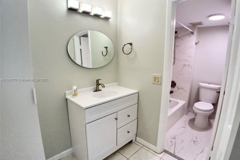 Condominio en venta en Weston, Florida, 2 dormitorios, 114.36 m2 № 666450 - foto 7