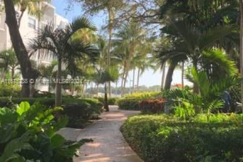 Copropriété à vendre à Miami, Floride: 2 chambres, 86.03 m2 № 1399073 - photo 9