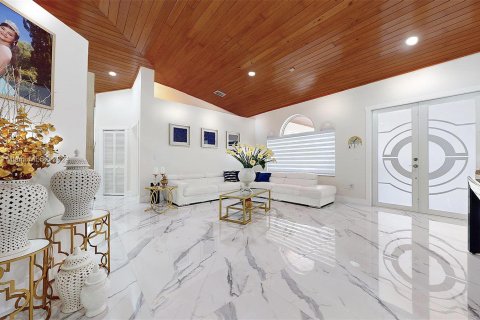 Villa ou maison à vendre à Miami, Floride: 5 chambres, 261.71 m2 № 1368831 - photo 7