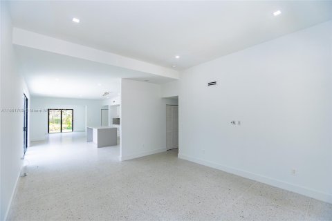 Villa ou maison à vendre à Miami, Floride: 3 chambres, 167.22 m2 № 1368743 - photo 16