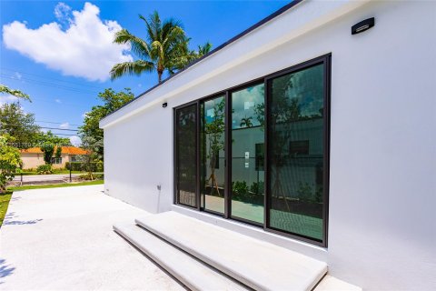 Villa ou maison à vendre à Miami, Floride: 3 chambres, 167.22 m2 № 1368743 - photo 11