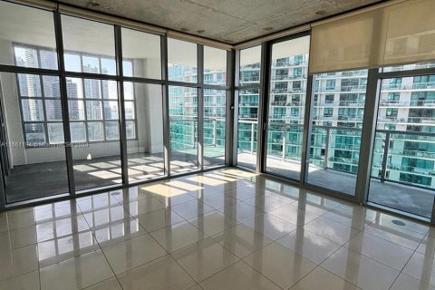 Apartamento en alquiler en Miami, Florida, 2 dormitorios, 117.34 m2 № 1368782 - foto 16