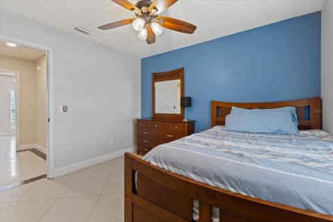 Casa en venta en Tampa, Florida, 3 dormitorios, 143.81 m2 № 1367661 - foto 18