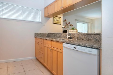 Townhouse in Sarasota, Florida 2 bedrooms, 111.76 sq.m. № 1367660 - photo 21