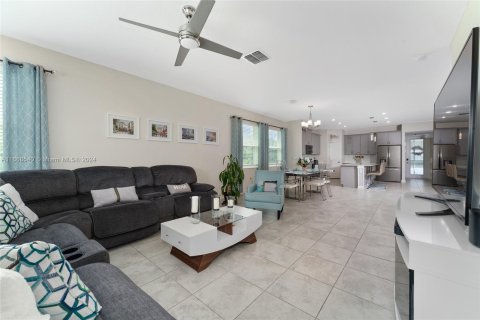 Casa en venta en Orlando, Florida, 3 dormitorios, 194.07 m2 № 1384561 - foto 21