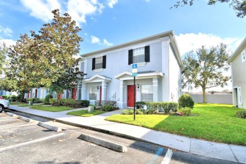 Condominio en venta en Orlando, Florida, 2 dormitorios, 99.5 m2 № 879523 - foto 2