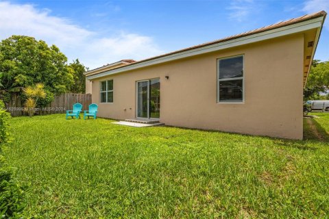 House in Homestead, Florida 3 bedrooms, 150.59 sq.m. № 1304660 - photo 30