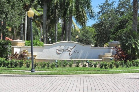 Condo in West Palm Beach, Florida, 2 bedrooms  № 1375436 - photo 2