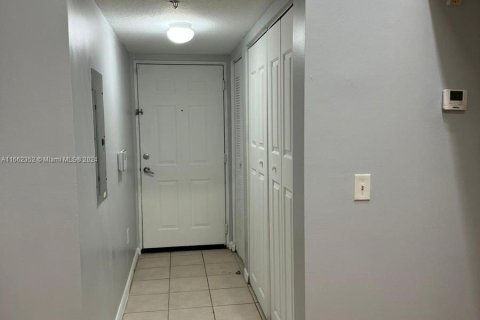 Copropriété à vendre à West Palm Beach, Floride: 2 chambres, 98.48 m2 № 1375436 - photo 16