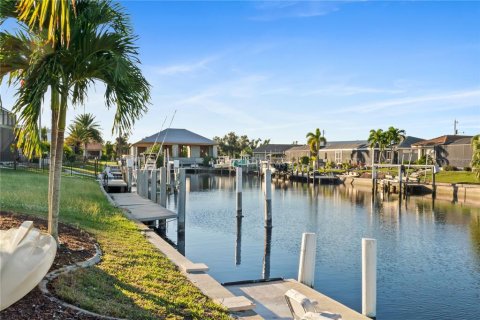 Villa ou maison à vendre à Punta Gorda, Floride: 3 chambres, 164.16 m2 № 1251352 - photo 19