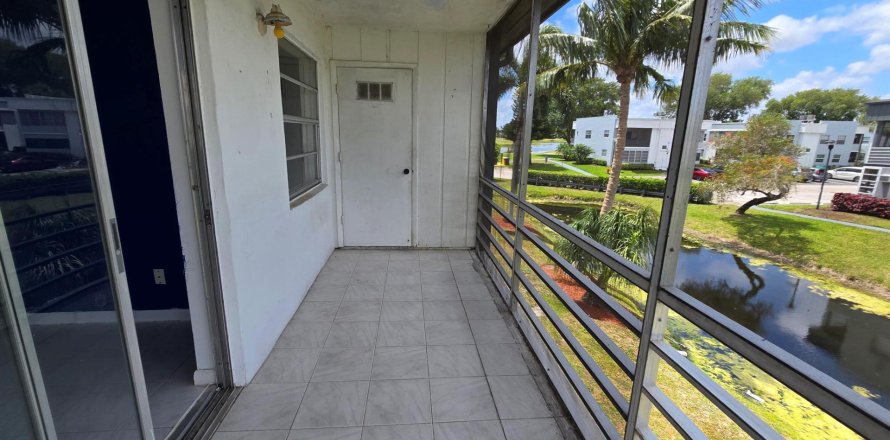 Condo à Delray Beach, Floride, 2 chambres  № 1146130