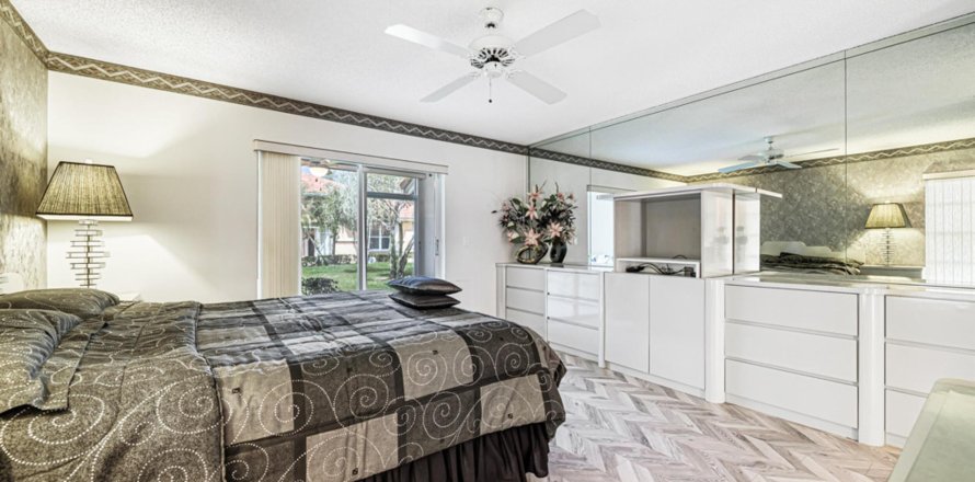 House in Boynton Beach, Florida 2 bedrooms, 127.65 sq.m. № 1098993