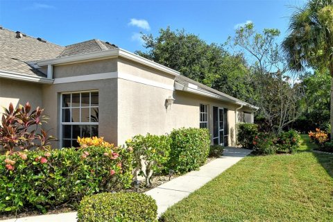 Villa ou maison à vendre à North Port, Floride: 3 chambres, 138.24 m2 № 1317720 - photo 2