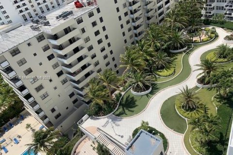 Copropriété à louer à Miami Beach, Floride: 48.77 m2 № 3883 - photo 14