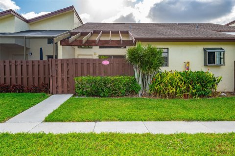 Villa ou maison à vendre à Delray Beach, Floride: 1 chambre, 93.37 m2 № 1127869 - photo 28