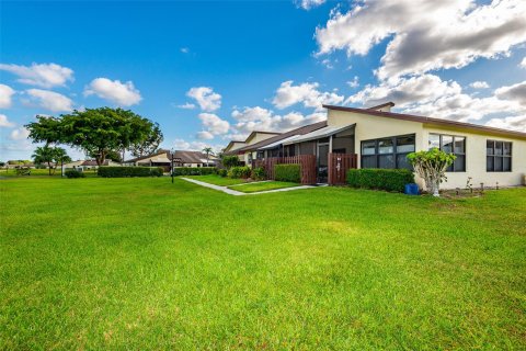 Villa ou maison à vendre à Delray Beach, Floride: 1 chambre, 93.37 m2 № 1127869 - photo 2