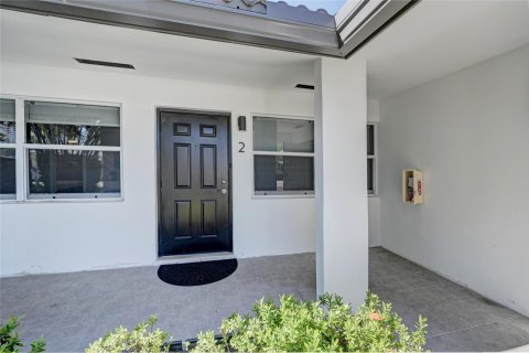 Immobilier commercial à vendre à Pompano Beach, Floride: 174.93 m2 № 846325 - photo 30