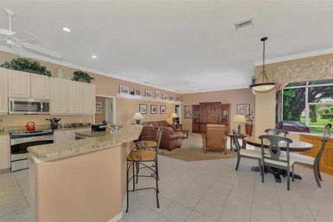 House in Venice, Florida 4 bedrooms, 248.23 sq.m. № 1369284 - photo 14