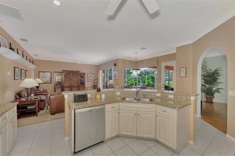 House in Venice, Florida 4 bedrooms, 248.23 sq.m. № 1369284 - photo 27