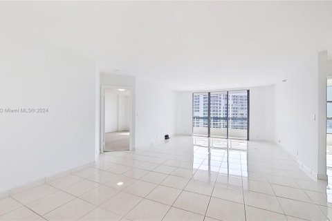 Copropriété à vendre à Aventura, Floride: 2 chambres, 101.36 m2 № 1118304 - photo 9