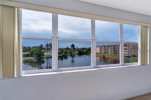 Copropriété à vendre à Sunrise, Floride: 2 chambres, 89.19 m2 № 742138 - photo 26