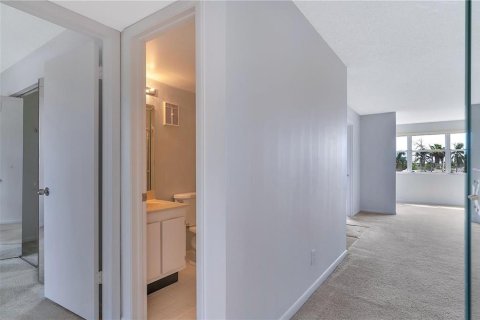 Copropriété à vendre à Sunrise, Floride: 2 chambres, 89.19 m2 № 742138 - photo 2