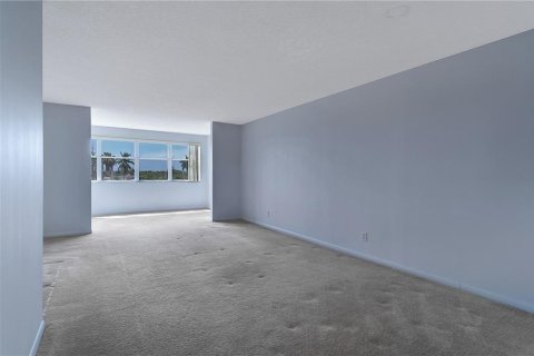 Copropriété à vendre à Sunrise, Floride: 2 chambres, 89.19 m2 № 742138 - photo 13