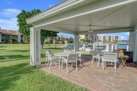 Copropriété à vendre à Boca Raton, Floride: 2 chambres, 127.74 m2 № 1182568 - photo 5