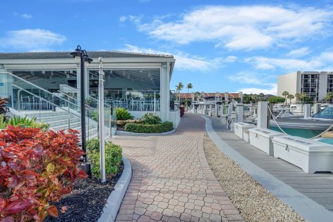 Copropriété à vendre à Boca Raton, Floride: 2 chambres, 127.74 m2 № 1182568 - photo 11