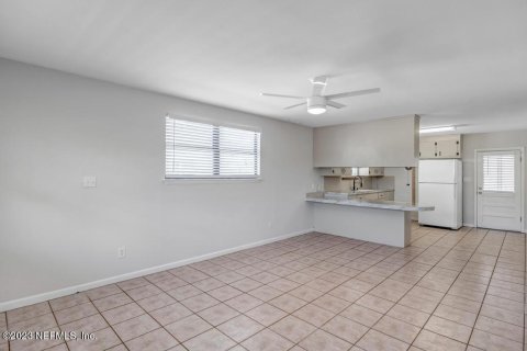 Duplex à vendre à Neptune Beach, Floride: 4 chambres, 187.2 m2 № 801865 - photo 25