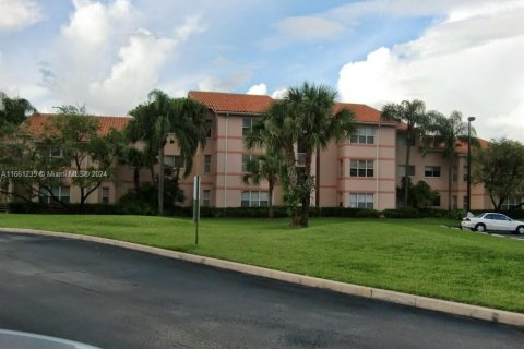 Condo in Margate, Florida, 2 bedrooms  № 1367441 - photo 16