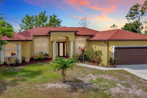 Villa ou maison à vendre à North Port, Floride: 3 chambres, 171.13 m2 № 1202453 - photo 2