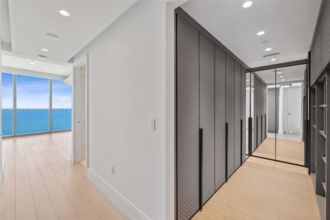 Copropriété à vendre à Sunny Isles Beach, Floride: 4 chambres, 407.38 m2 № 1117183 - photo 13