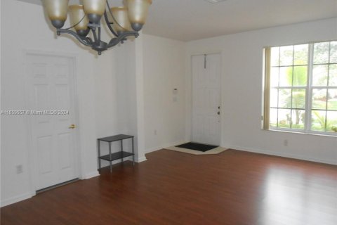 Touwnhouse à vendre à Miramar, Floride: 3 chambres, 149.57 m2 № 1364965 - photo 19