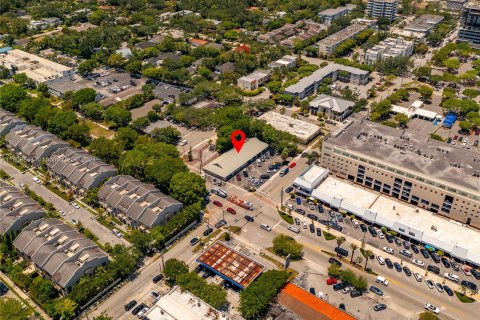 Propiedad comercial en venta en South Miami, Florida № 1230932 - foto 6