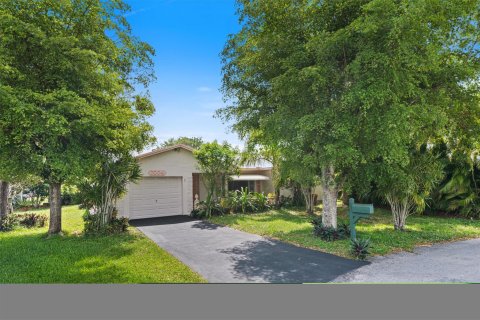 Villa ou maison à vendre à Tamarac, Floride: 2 chambres, 151.34 m2 № 1098997 - photo 25