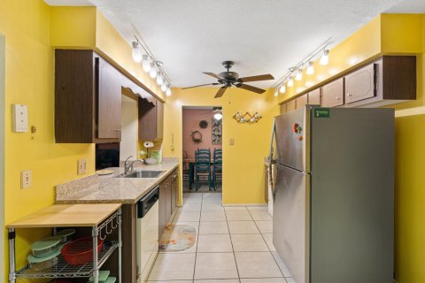 Villa ou maison à vendre à Tamarac, Floride: 2 chambres, 151.34 m2 № 1098997 - photo 23