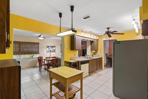 Villa ou maison à vendre à Tamarac, Floride: 2 chambres, 151.34 m2 № 1098997 - photo 22