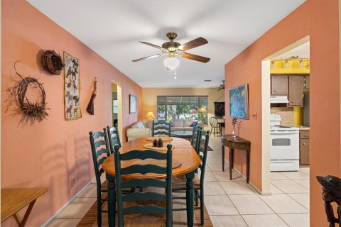 Villa ou maison à vendre à Tamarac, Floride: 2 chambres, 151.34 m2 № 1098997 - photo 12