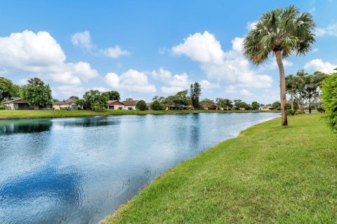 Villa ou maison à vendre à West Palm Beach, Floride: 3 chambres, 123.75 m2 № 1103253 - photo 1