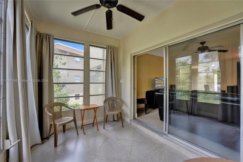 Condo in Lauderdale Lakes, Florida, 2 bedrooms  № 1329837 - photo 13