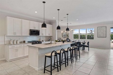 Villa ou maison à vendre à Kissimmee, Floride: 9 chambres, 428.56 m2 № 1323795 - photo 24